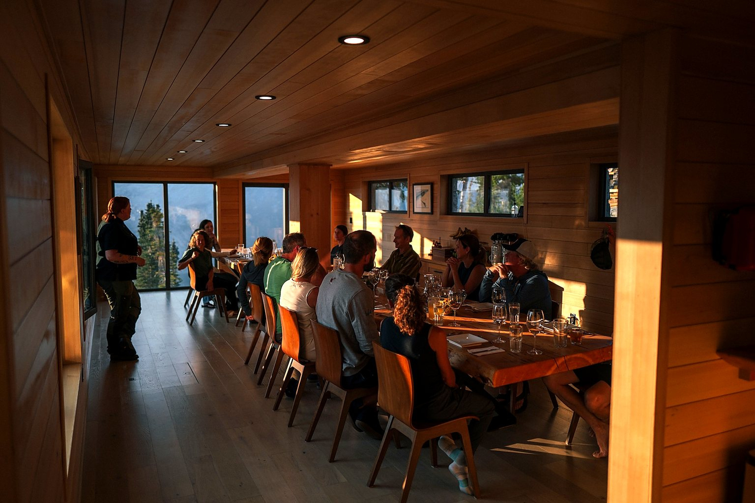 Guests at dinner in the Battle Abbey dining room