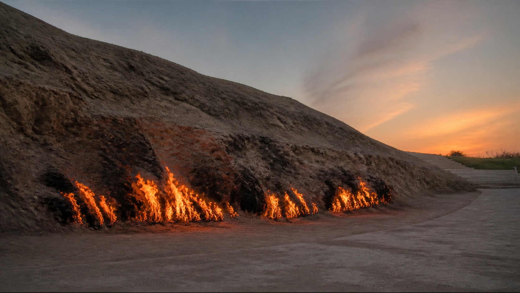 Azerbaijan Yanar Dag