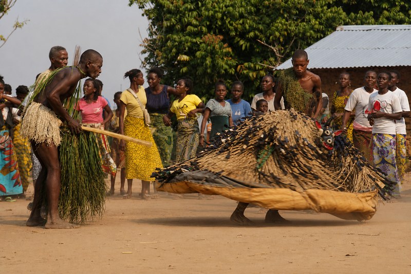 Kebe-Kebe dancers at Ngabe