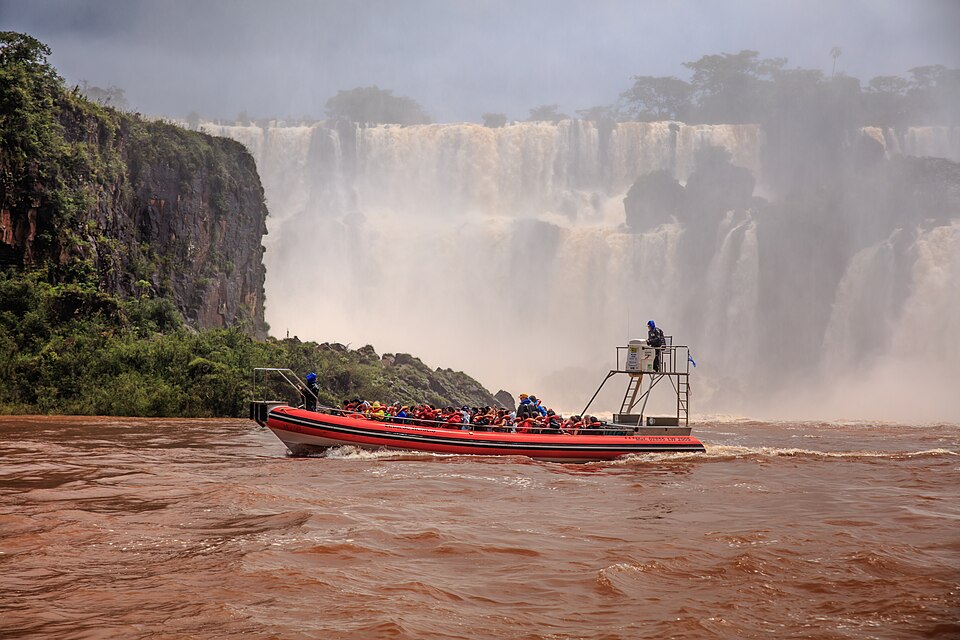A speedboat beneath the falls on the Argentine side of Iguazú