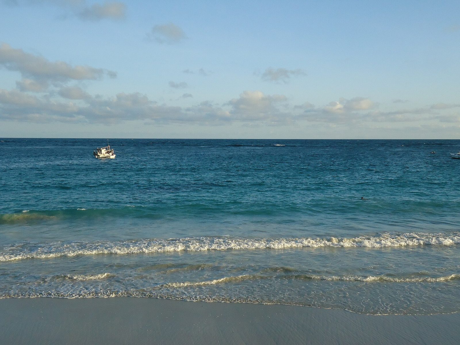 The Indian Ocean at Liido Beach, Mogadishu, Somalia