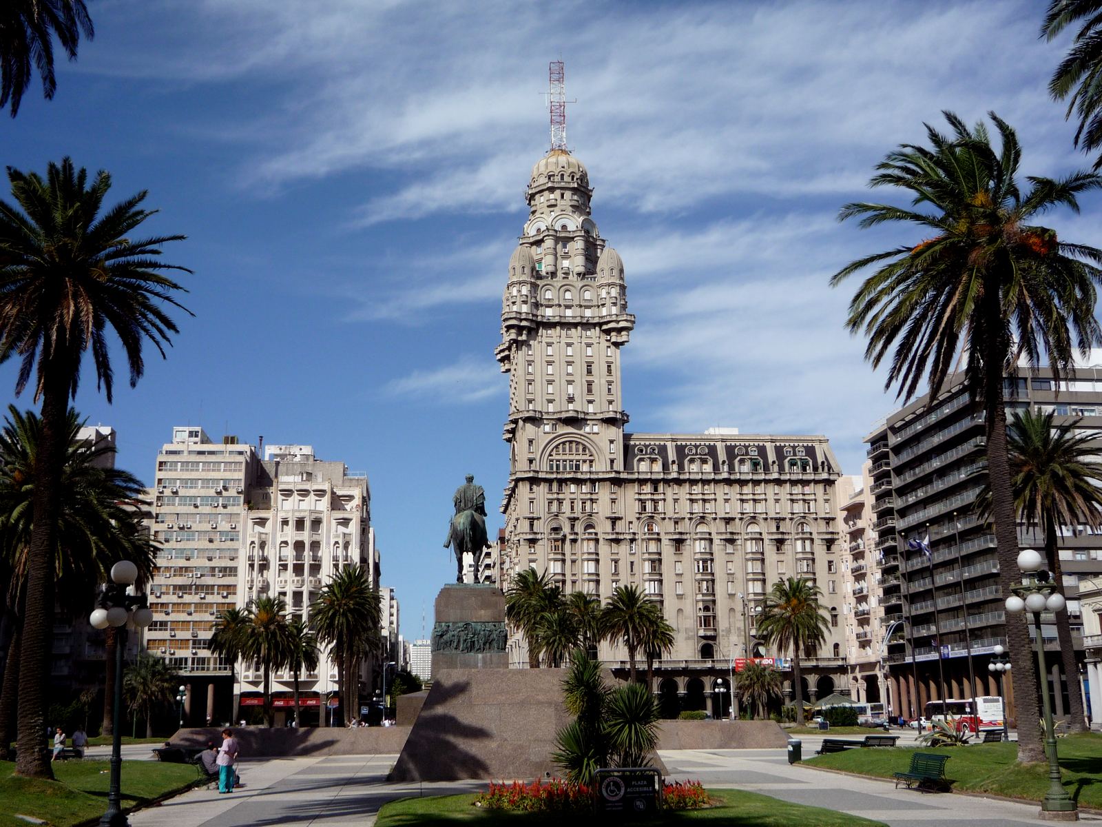 Palacio Salvo rising over Plaza Independencia, Montevideo