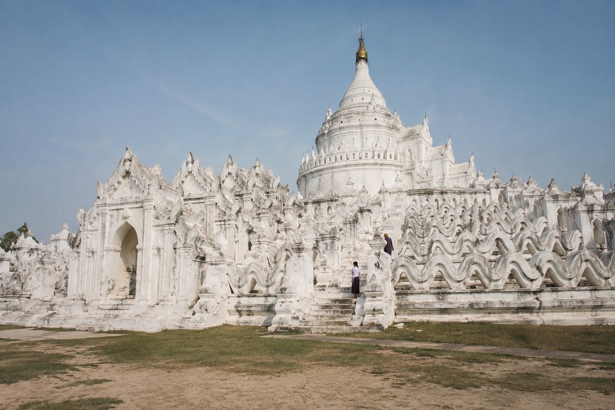 Mingun and Mandalay Hill