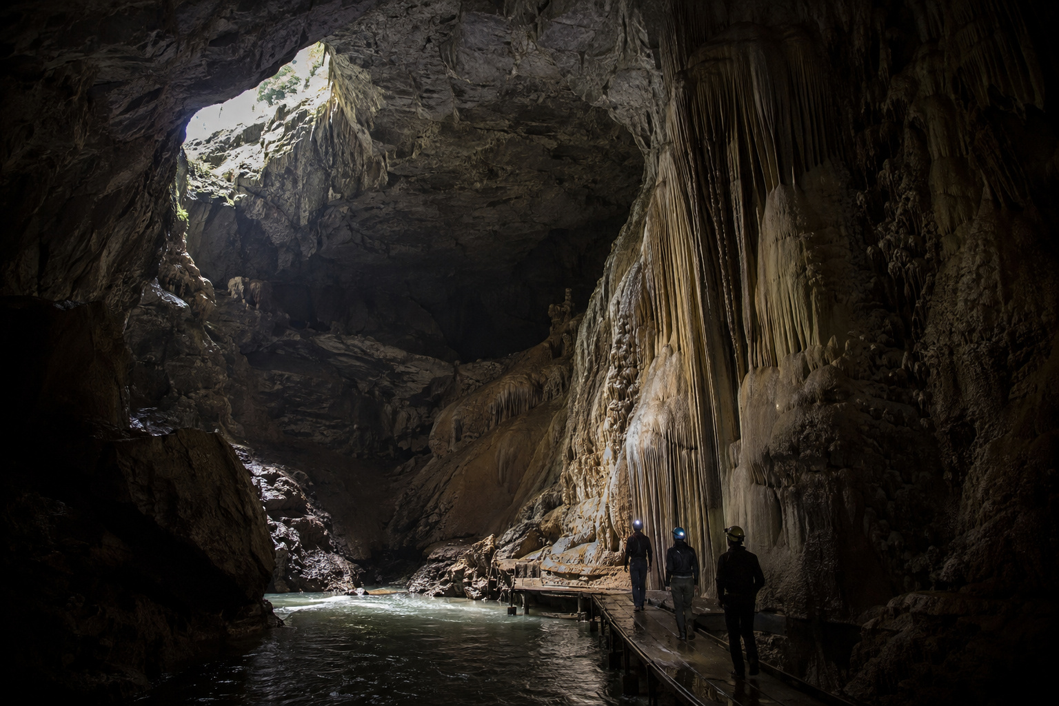A limestone cavern in Chongqing karst country