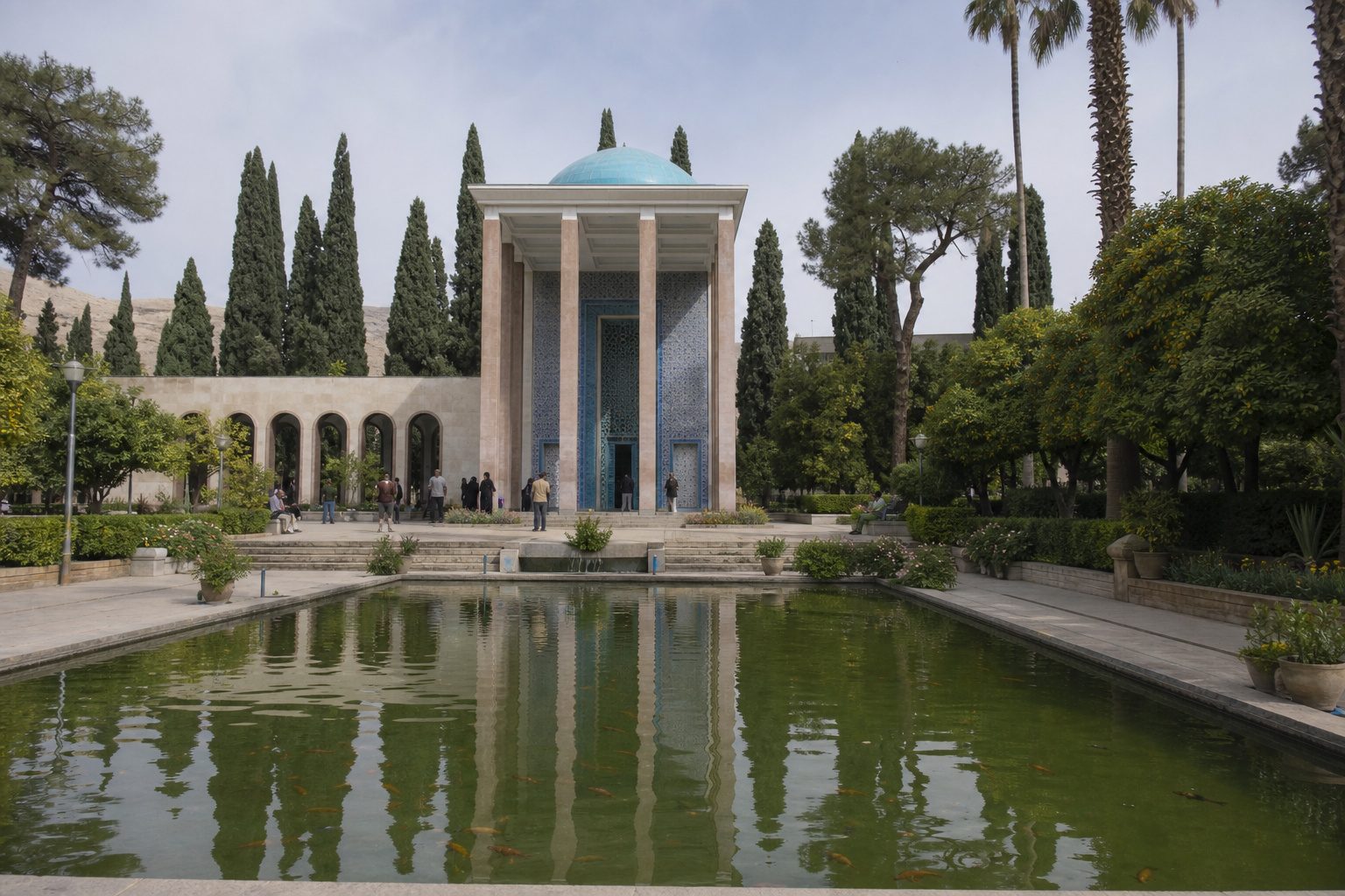 Shiraz · Zandiyeh, Saadi & the Eram Garden
