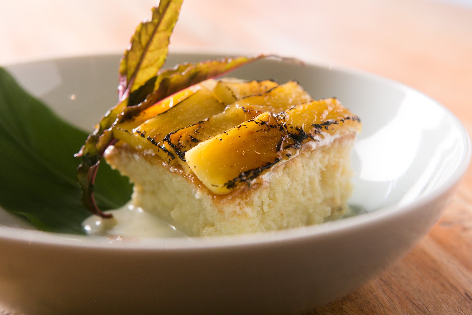 Roasted pineapple with three-milk cake
