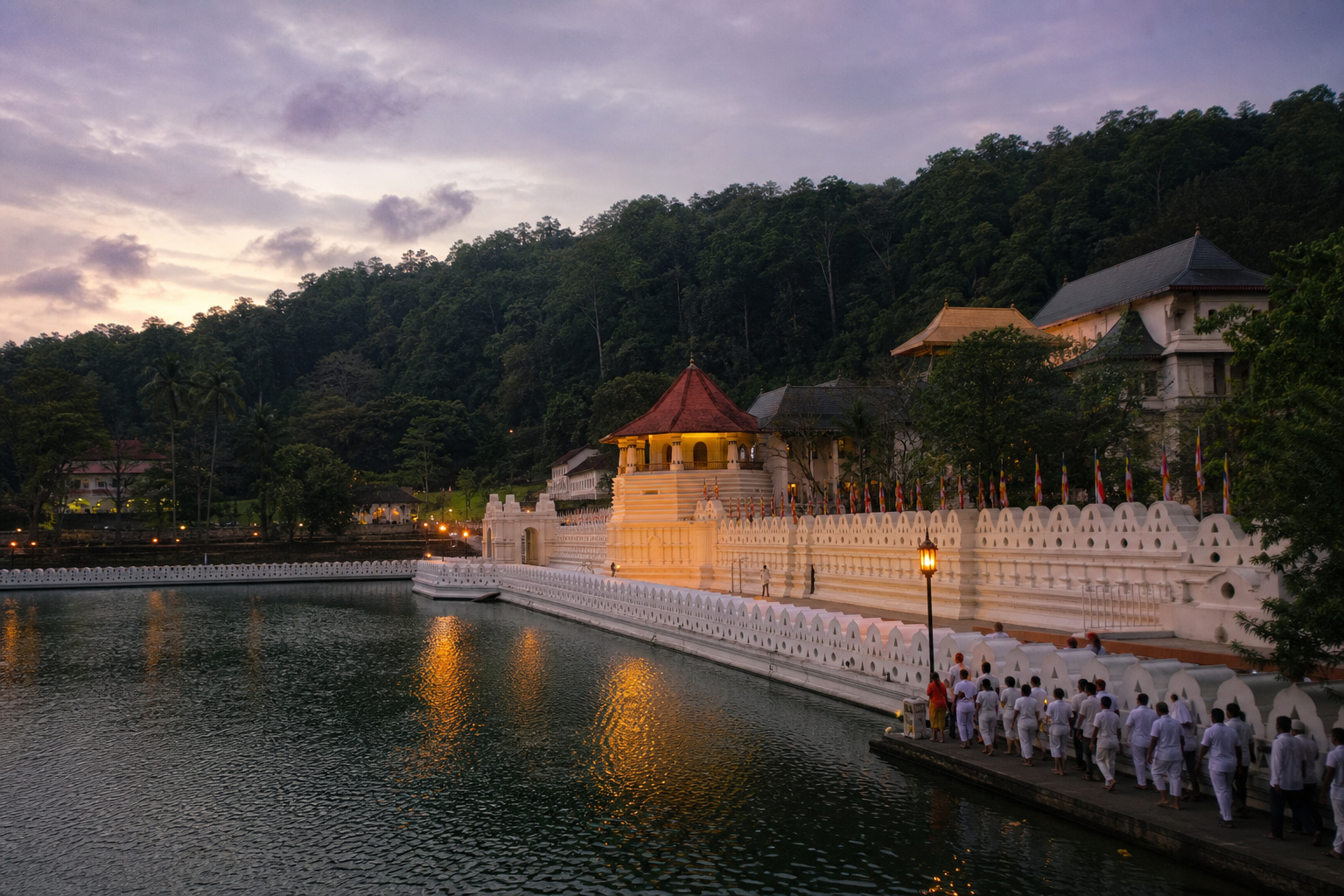 Spice country → sacred Kandy