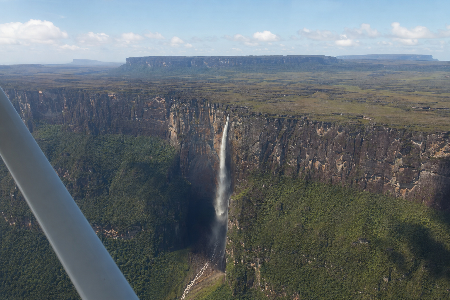 Canaima · the Angel Falls overflight